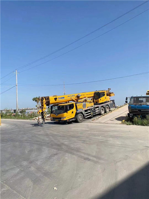 沾化区吊车作业时，可能会产生哪些额外收费项目？