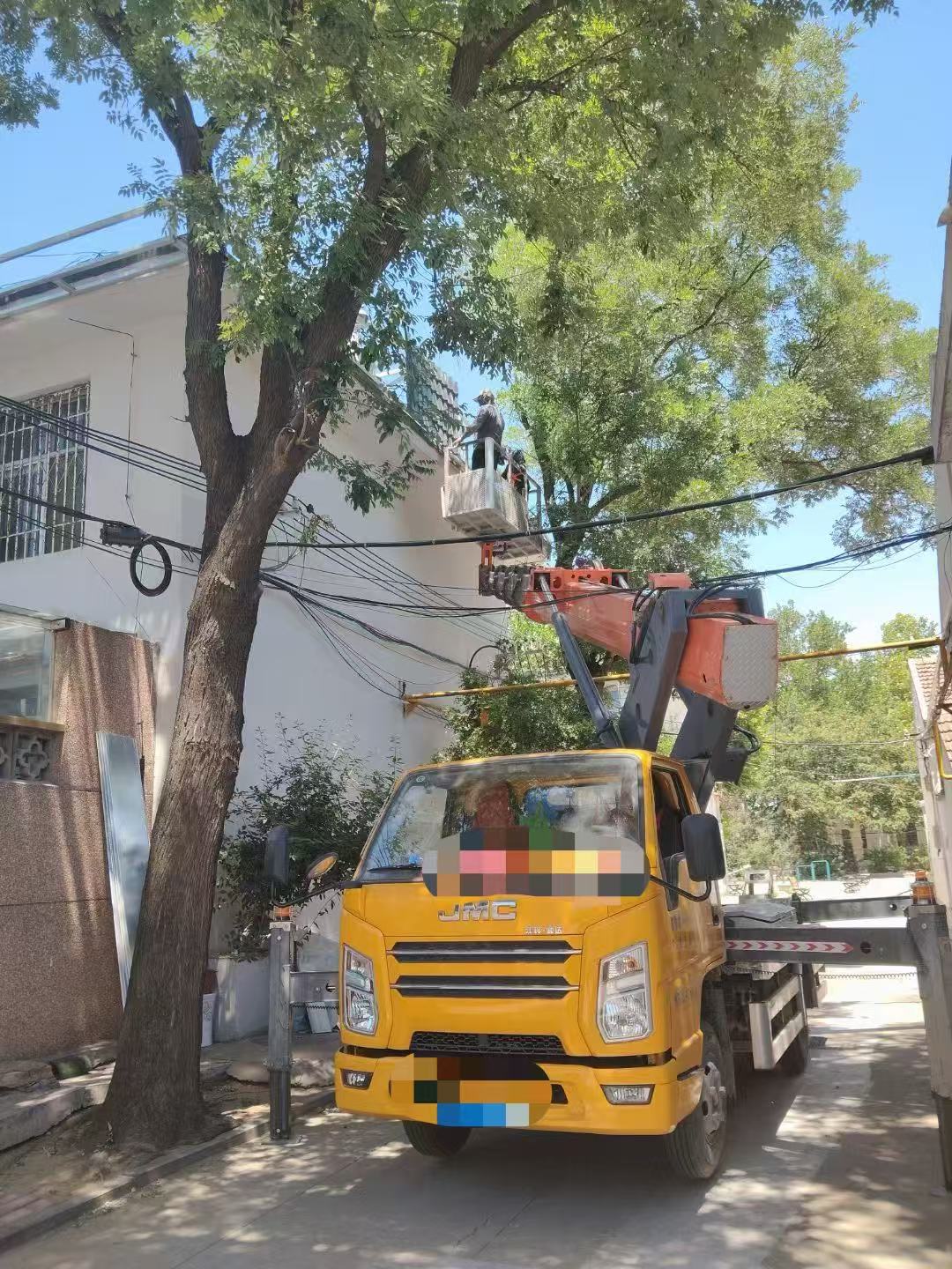 沾化区高空作业车能吊装重物吗？最大承载多少公斤？