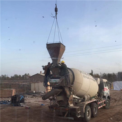 沾化区“精准瞄准”—— 吊车的 “定位导航” 技术